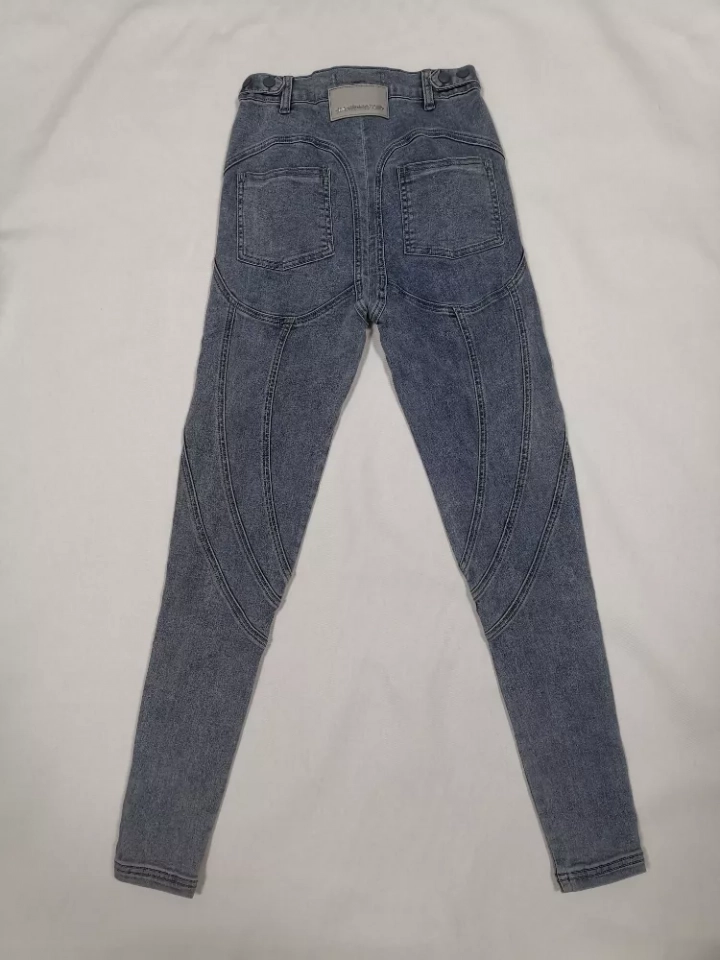 DY010 (1)